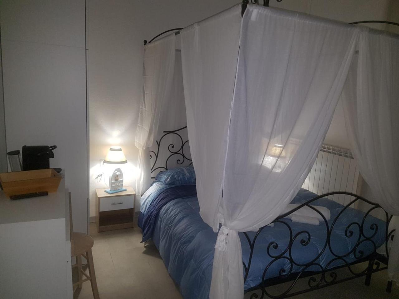 Bed Rho Stazione Bed and Breakfast Exteriör bild